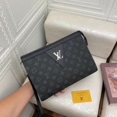 Mens Louis Vuitton Clutch Bags